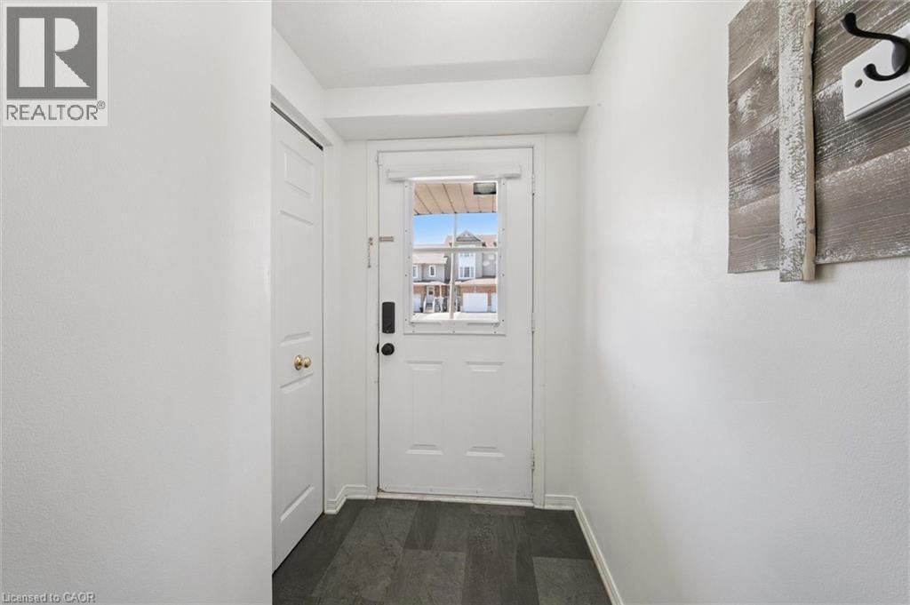 132 Donnenwerth Drive, Kitchener, Ontario  N2E 4C8 - Photo 6 - 40780505