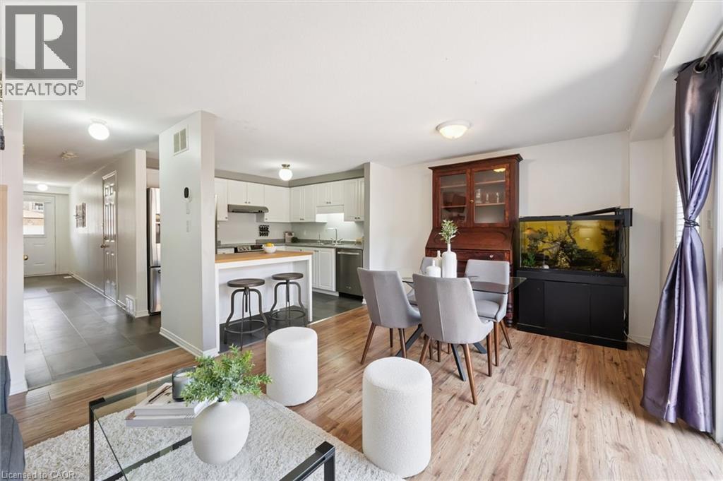 132 Donnenwerth Drive, Kitchener, Ontario  N2E 4C8 - Photo 9 - 40780505