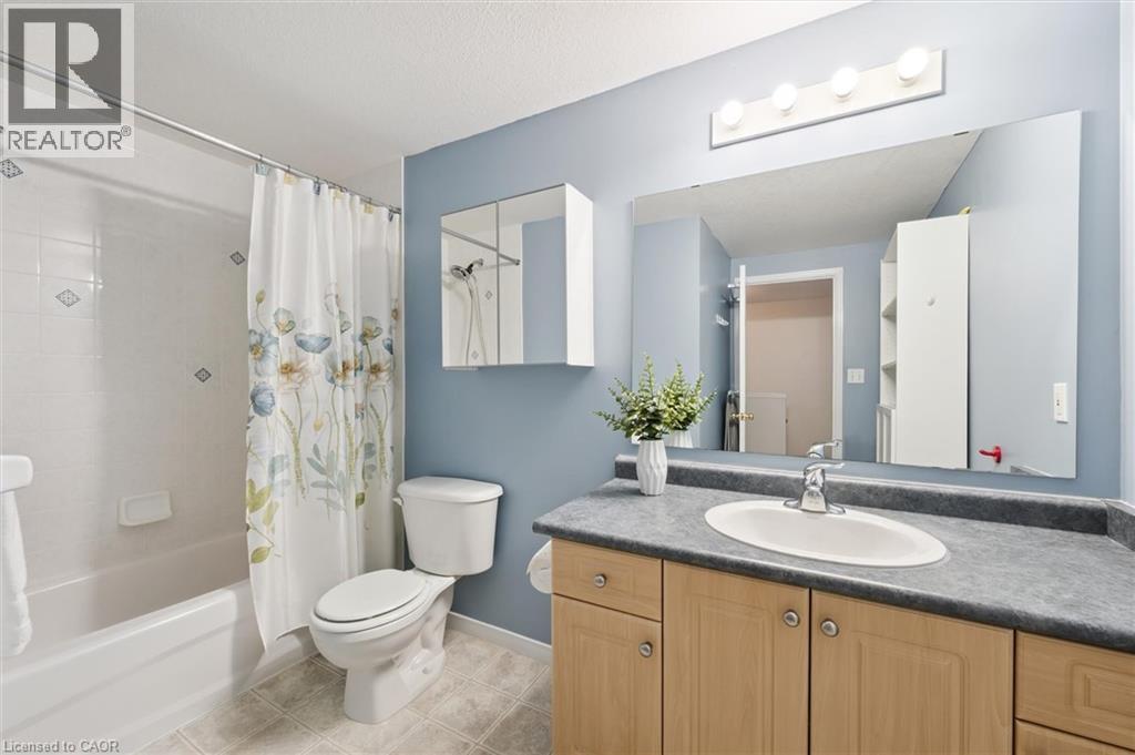 132 Donnenwerth Drive, Kitchener, Ontario  N2E 4C8 - Photo 25 - 40780505