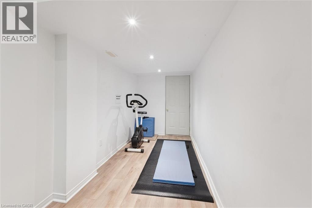 132 Donnenwerth Drive, Kitchener, Ontario  N2E 4C8 - Photo 27 - 40780505