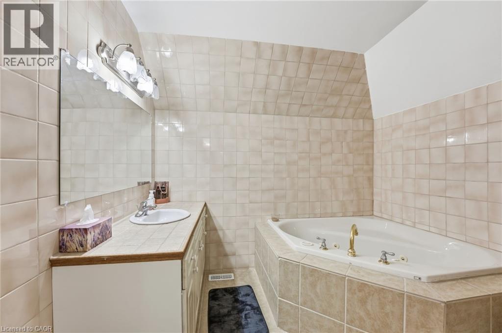 26 Terrace Hill Street, Brantford, Ontario  N3R 1E9 - Photo 23 - 40785744