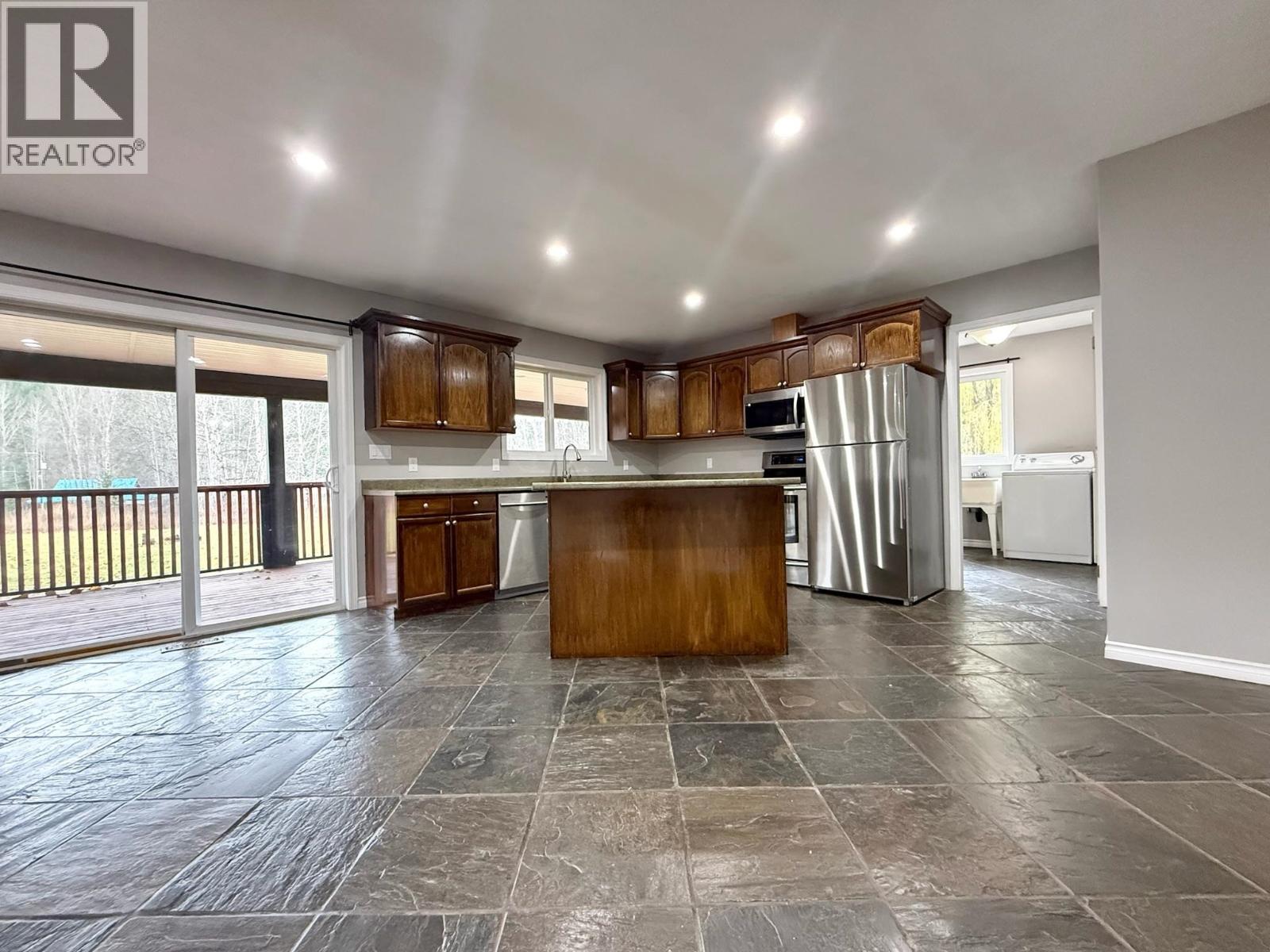 6017 Cedar Creek Road, Likely, British Columbia  V0L 1N0 - Photo 15 - R3066259