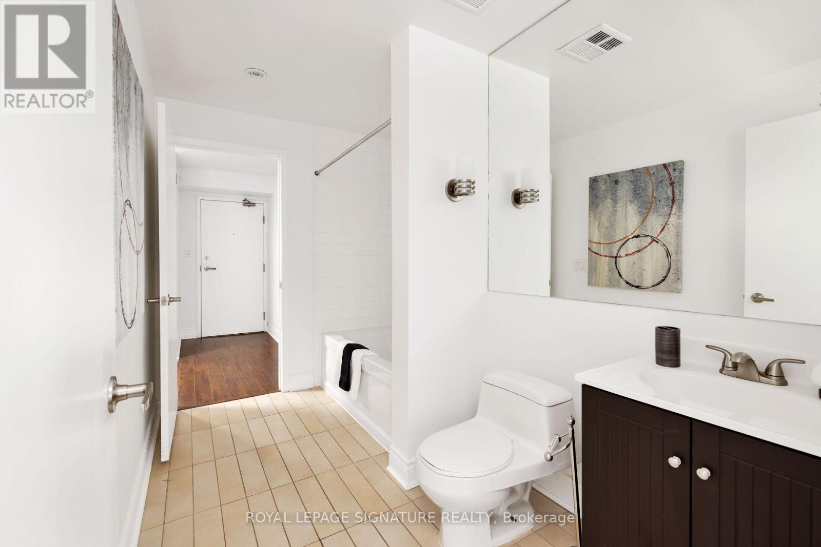 5311 - 25 Telegram Mews, Toronto, Ontario  M5V 3Z1 - Photo 12 - C12530192