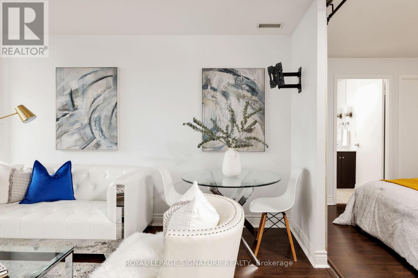 5311 - 25 Telegram Mews, Toronto, Ontario  M5V 3Z1 - Photo 5 - C12530192