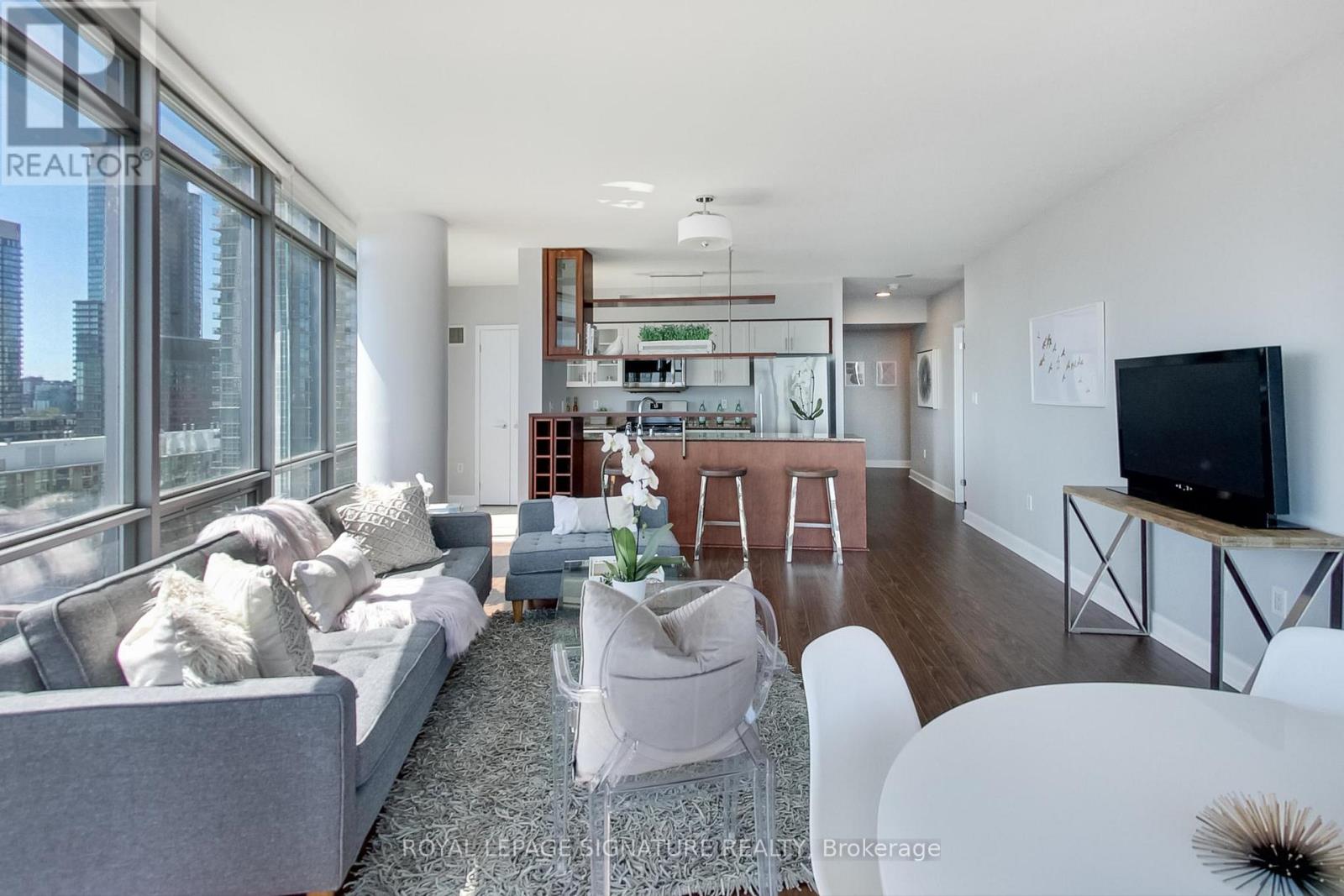 1703 - 5 MARINER TERRACE, Toronto, Ontario