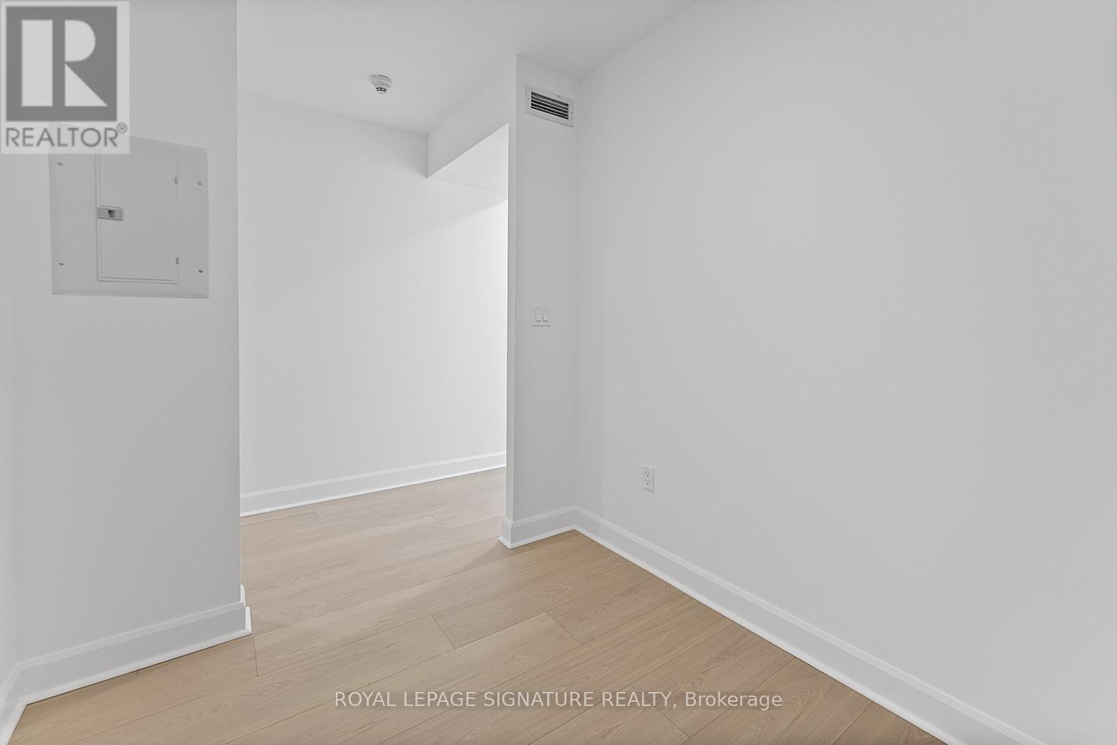 1703 - 5 Mariner Terrace, Toronto, Ontario  M5V 3V6 - Photo 24 - C12530220