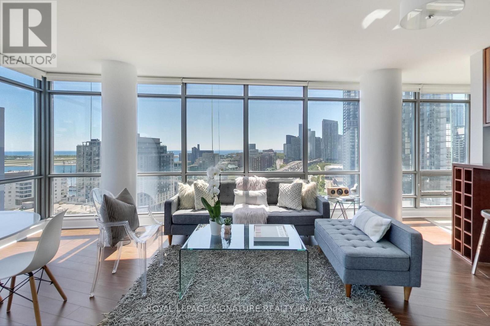 1703 - 5 Mariner Terrace, Toronto, Ontario  M5V 3V6 - Photo 3 - C12530220
