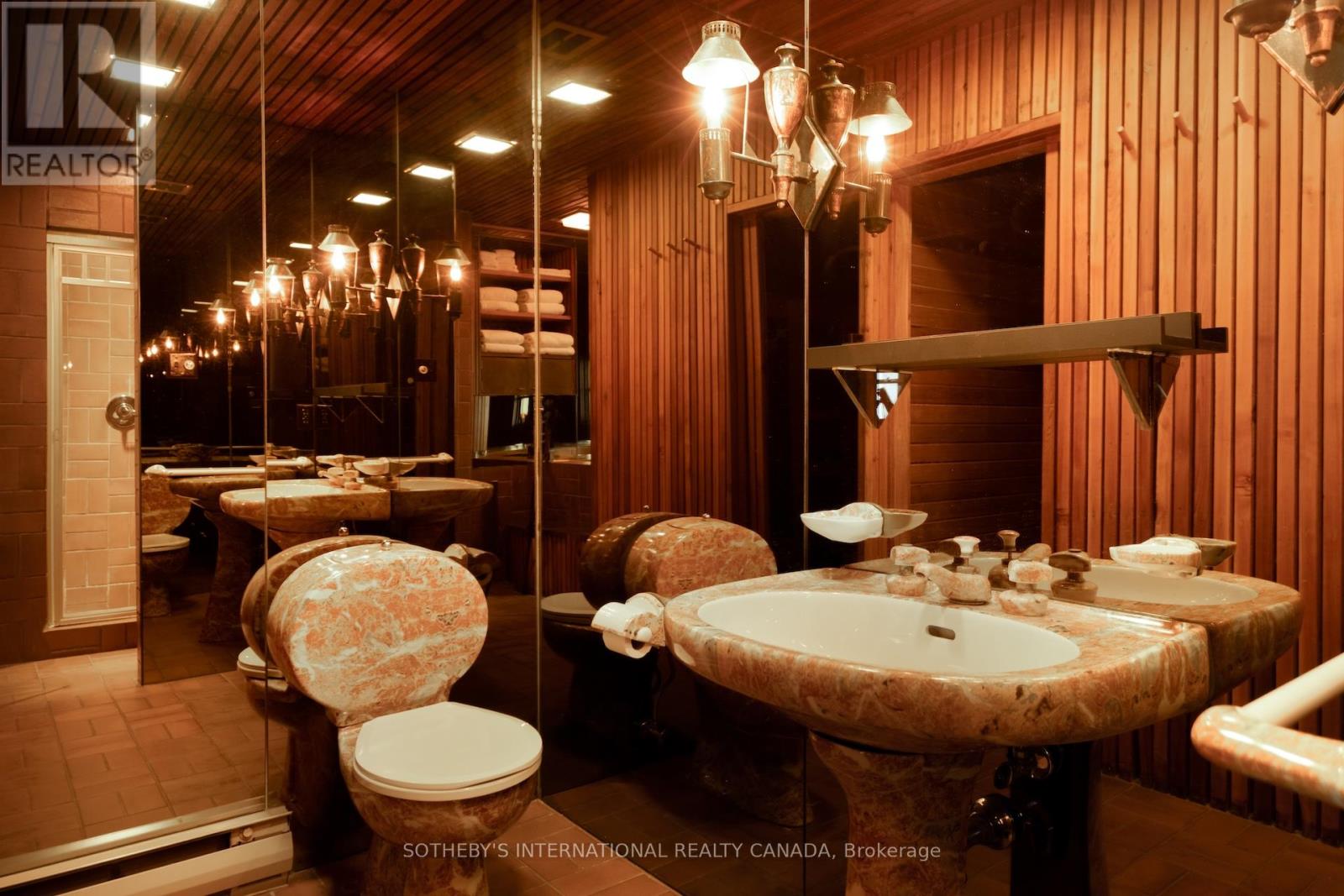 18 Gloucester Lane, Toronto, Ontario  M4Y 1L5 - Photo 26 - C12530256