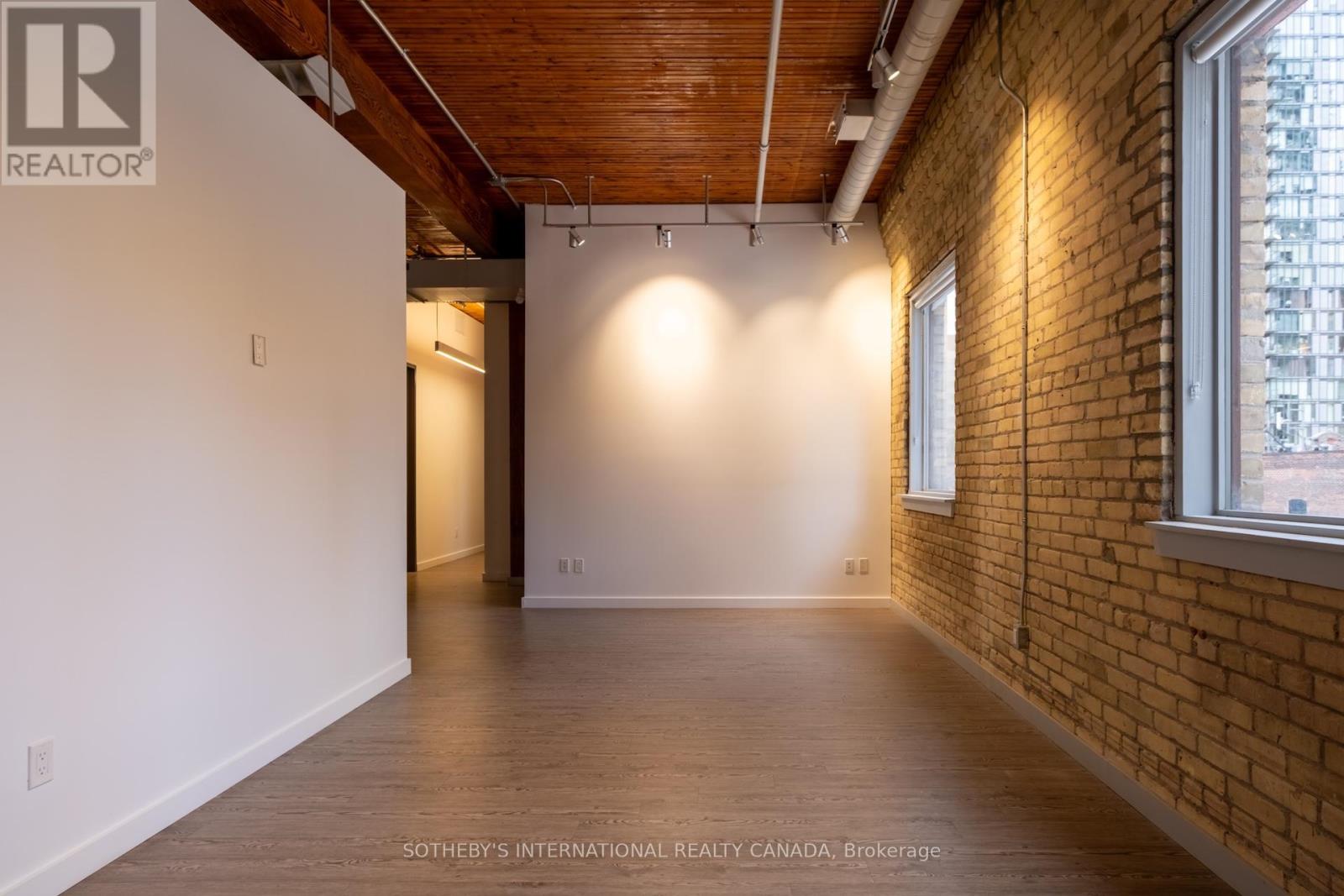 18 Gloucester Lane, Toronto, Ontario  M4Y 1L5 - Photo 28 - C12530256