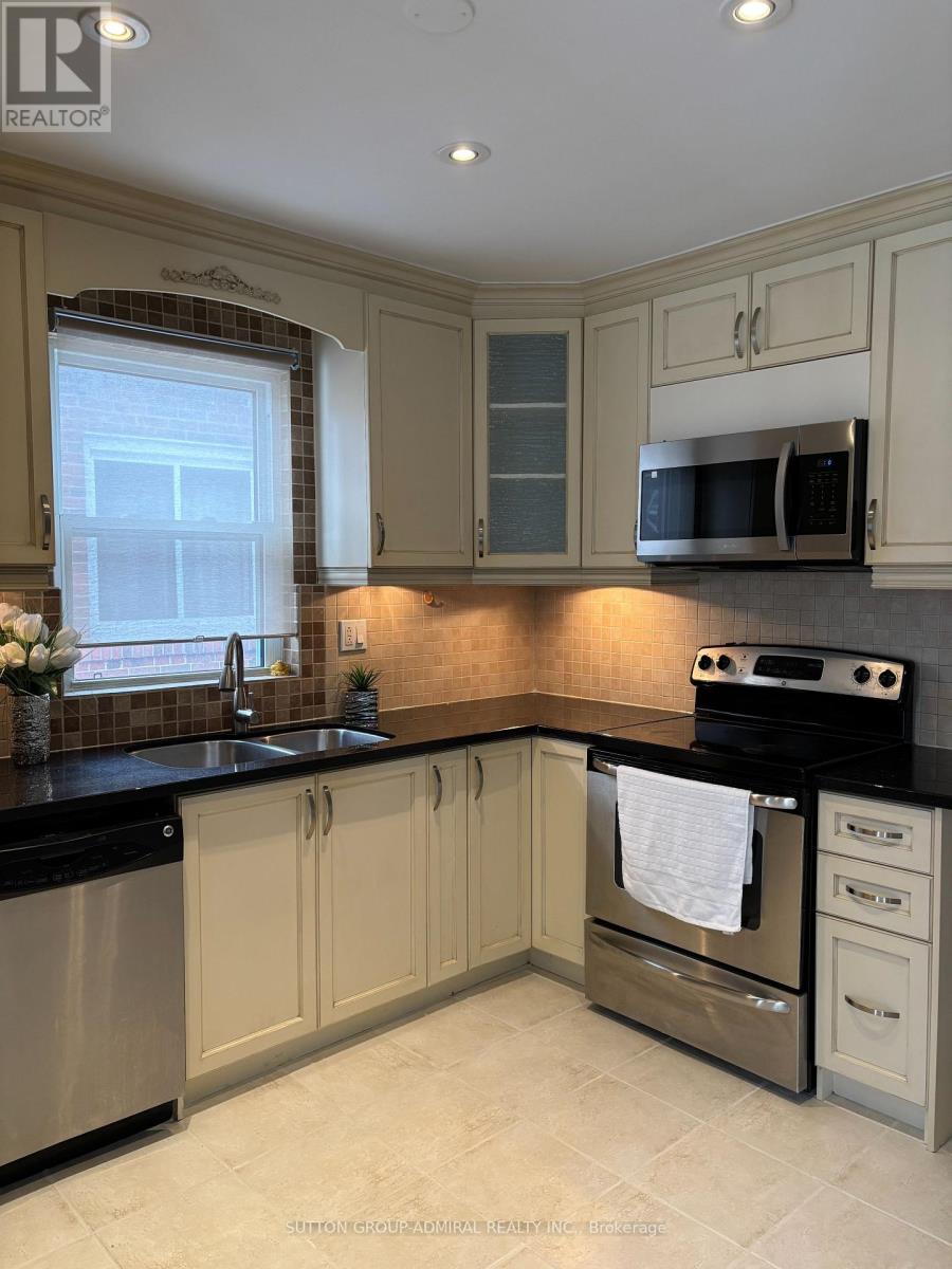 138 Poyntz Avenue, Toronto, Ontario  M2N 1J4 - Photo 5 - C12530268