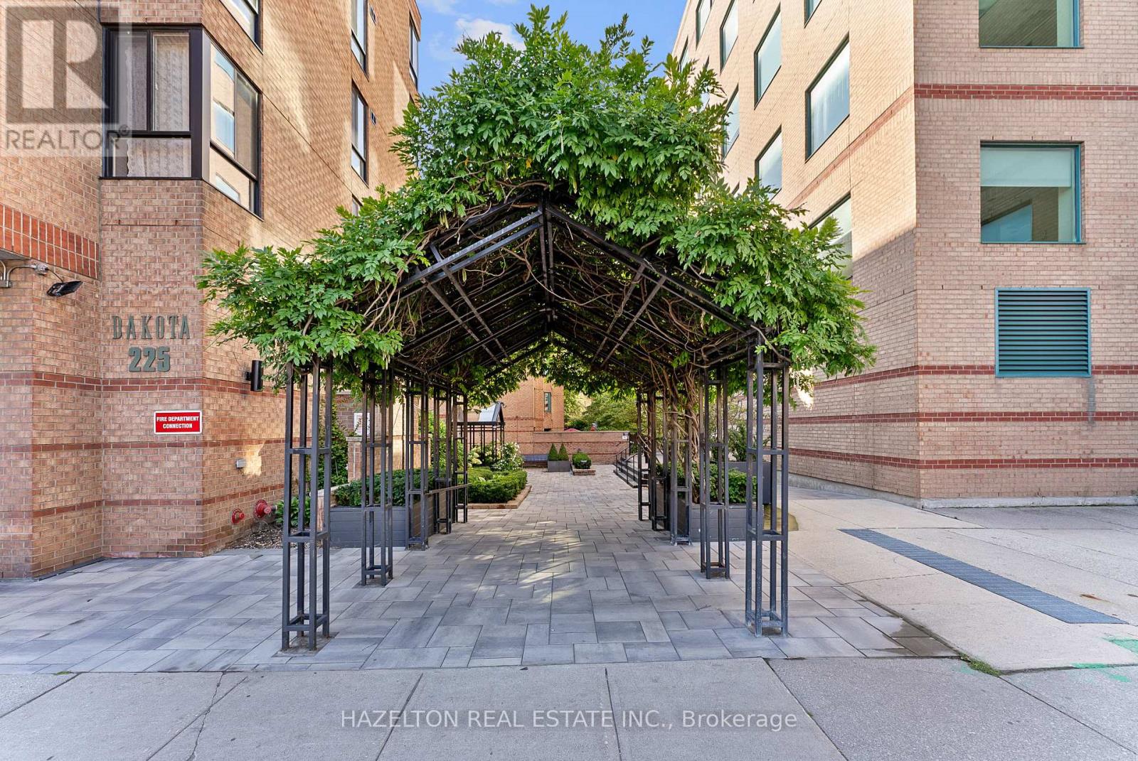 211 - 225 Davenport Road, Toronto, Ontario  M5R 3R2 - Photo 28 - C12530378