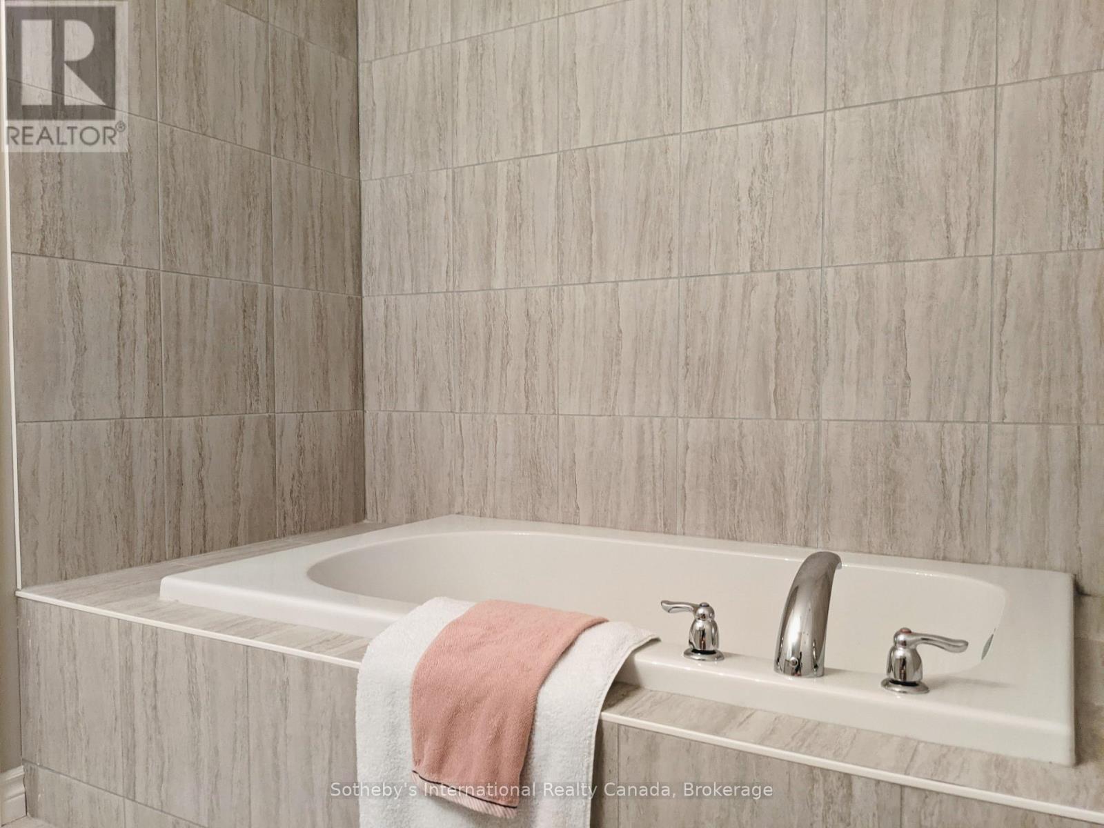 23 Gregory Avenue, Collingwood, Ontario  L9Y 0Z5 - Photo 10 - S12395398