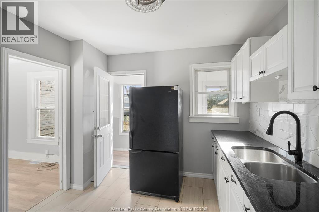 1085 Langlois, Windsor, Ontario N9A 2H4 - Photo 12 - 25028506