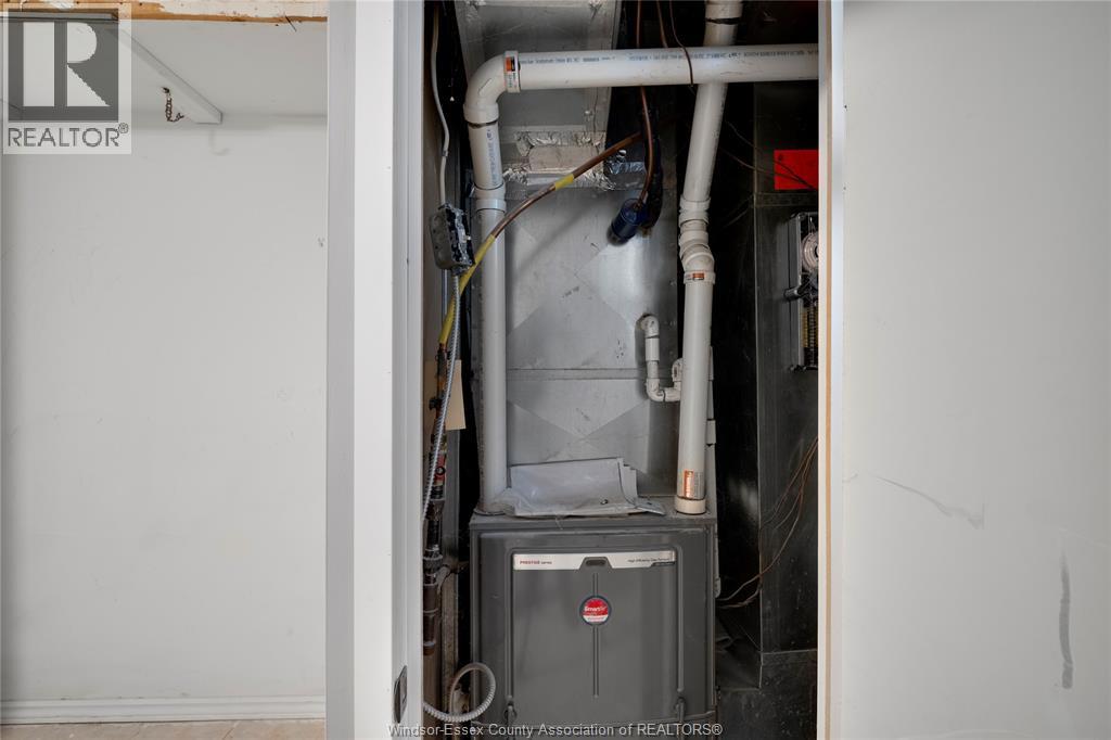 1085 Langlois, Windsor, Ontario N9A 2H4 - Photo 23 - 25028506