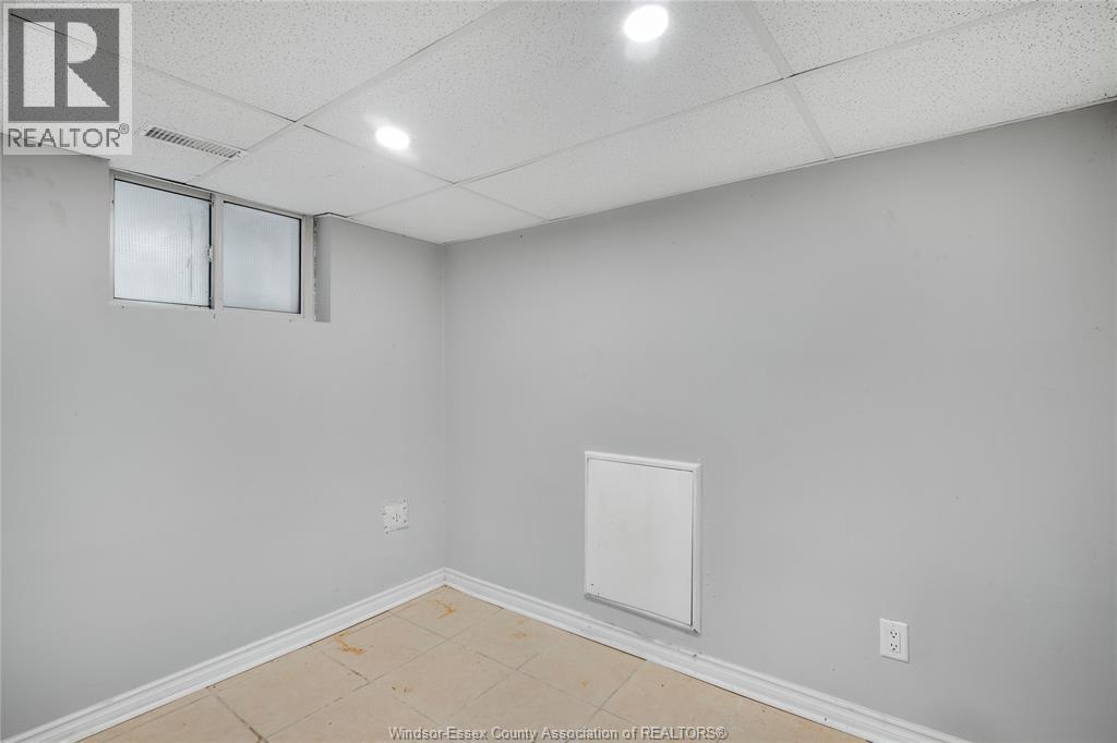 1085 Langlois, Windsor, Ontario N9A 2H4 - Photo 26 - 25028506