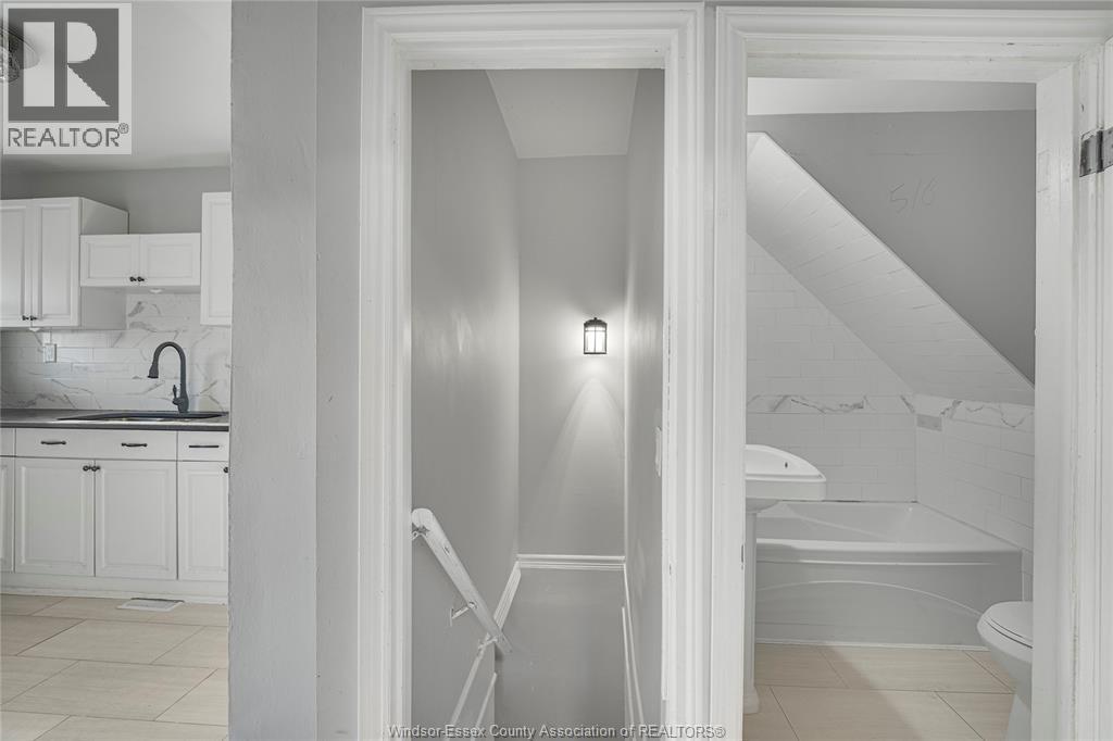 1085 Langlois, Windsor, Ontario N9A 2H4 - Photo 28 - 25028506