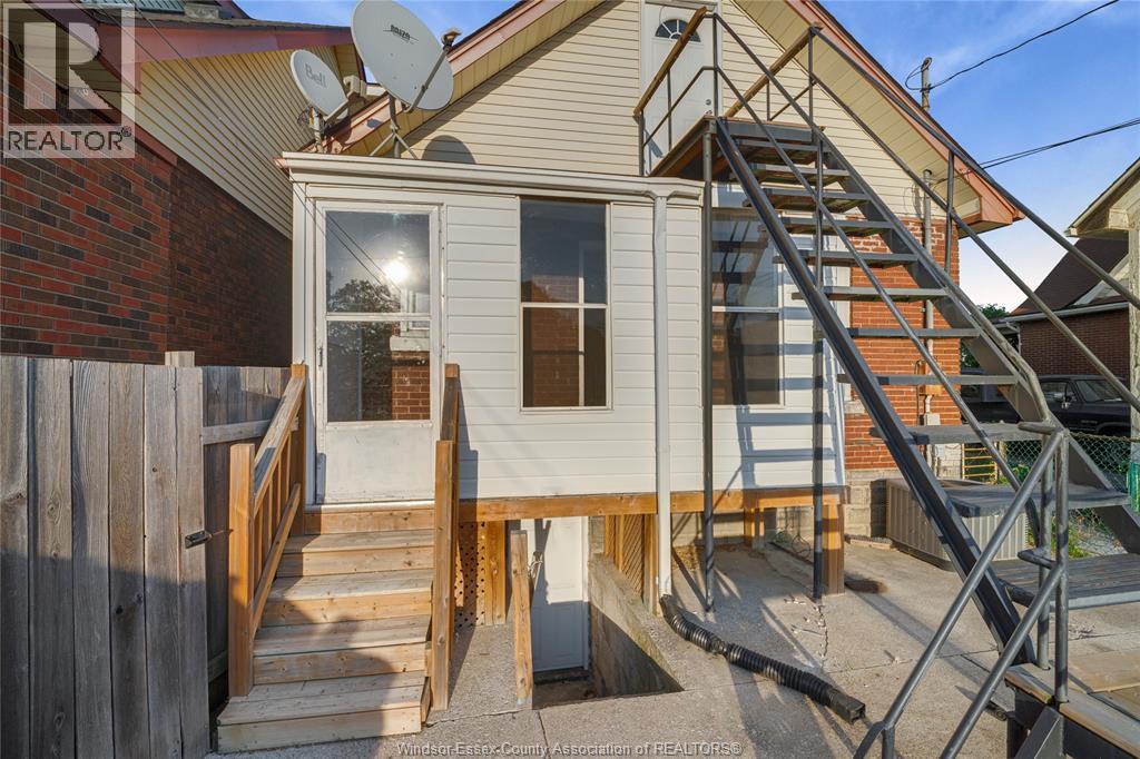 1085 Langlois, Windsor, Ontario N9A 2H4 - Photo 37 - 25028506