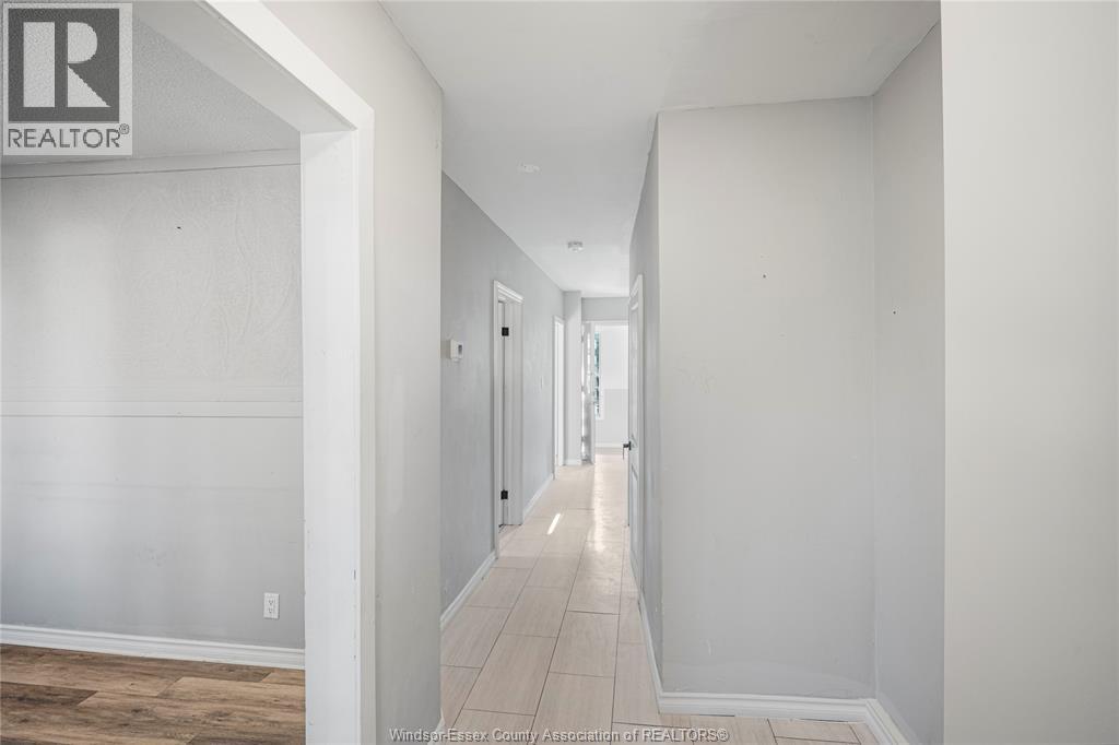 1085 Langlois, Windsor, Ontario N9A 2H4 - Photo 7 - 25028506