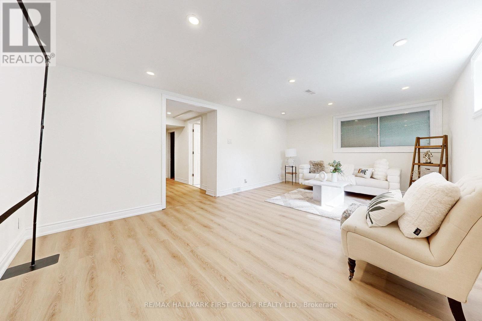 589 Marksbury Road, Pickering, Ontario  L1W 2T1 - Photo 34 - E12530202