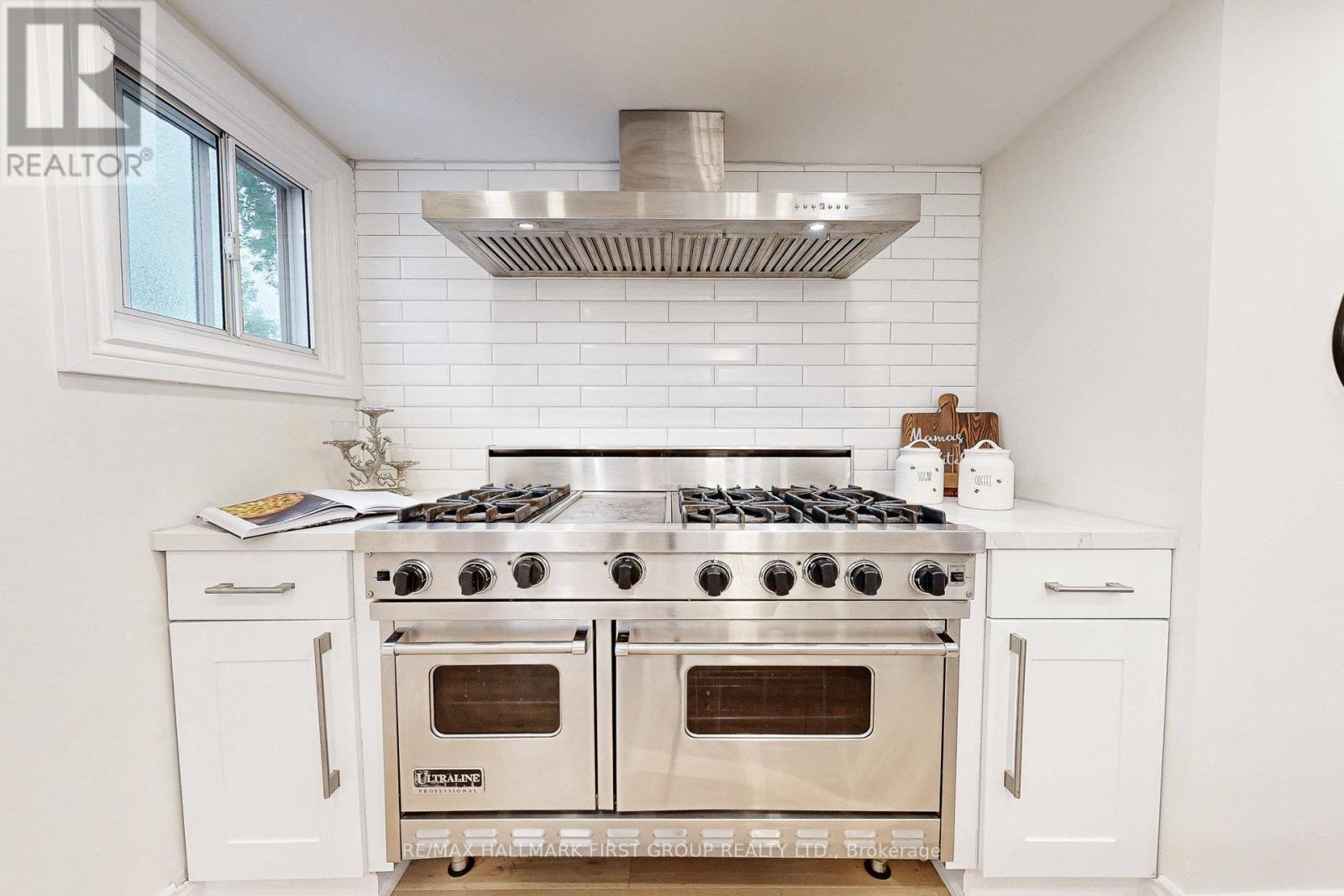 589 Marksbury Road, Pickering, Ontario  L1W 2T1 - Photo 7 - E12530202