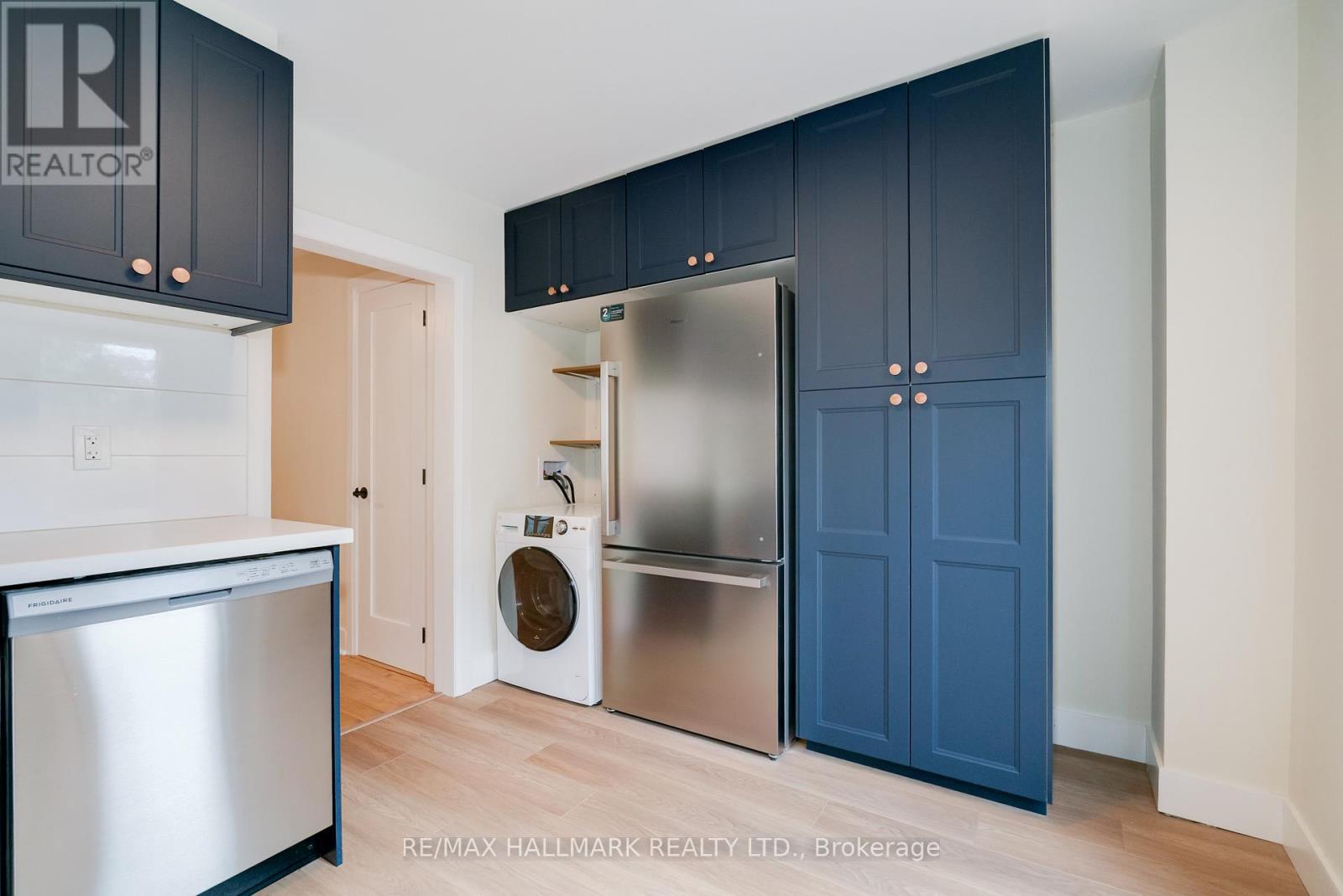 36 Rushbrooke Avenue, Toronto, Ontario  M4M 3A9 - Photo 13 - E12530222