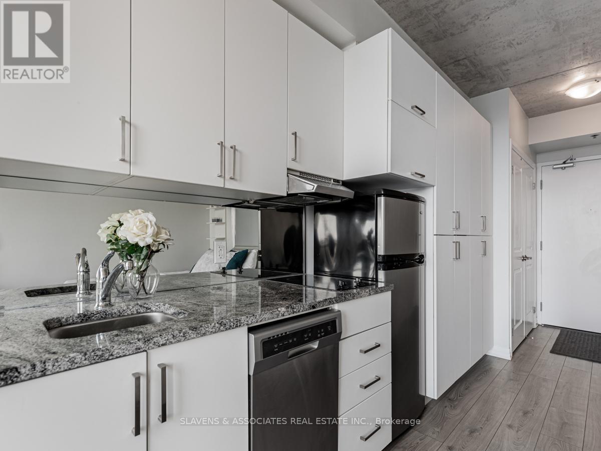 610 - 1900 Simcoe Street N, Oshawa, Ontario  L1G 4Y3 - Photo 3 - E12530240