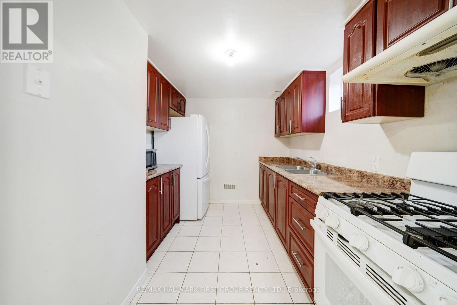 5 Claresholme Drive, Toronto, Ontario  M1C 4Z9 - Photo 10 - E12530284