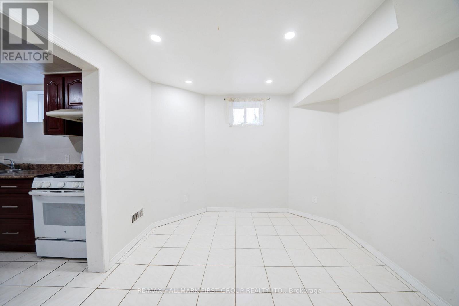 5 Claresholme Drive, Toronto, Ontario  M1C 4Z9 - Photo 6 - E12530284