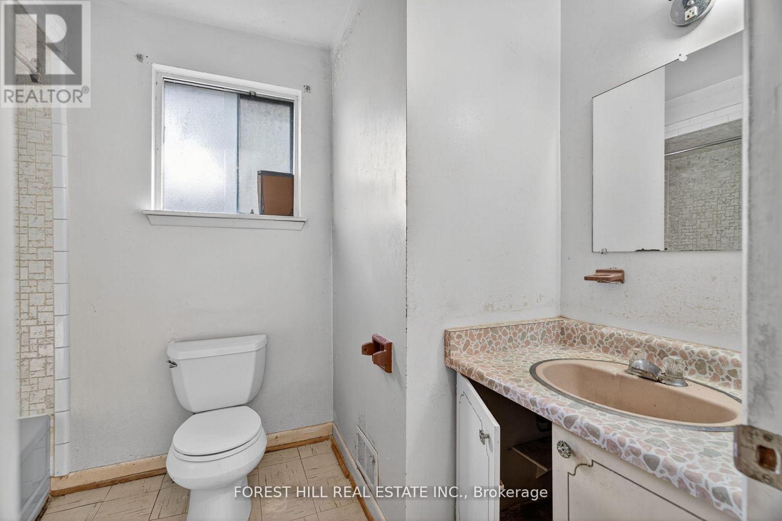 65 Darlingside Drive, Toronto, Ontario  M1E 3P2 - Photo 7 - E12530330