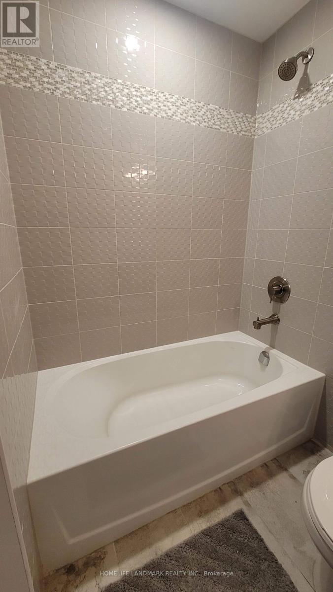 111 - 10 Culinary Lane, Barrie, Ontario  L9J 0J7 - Photo 19 - S12458441