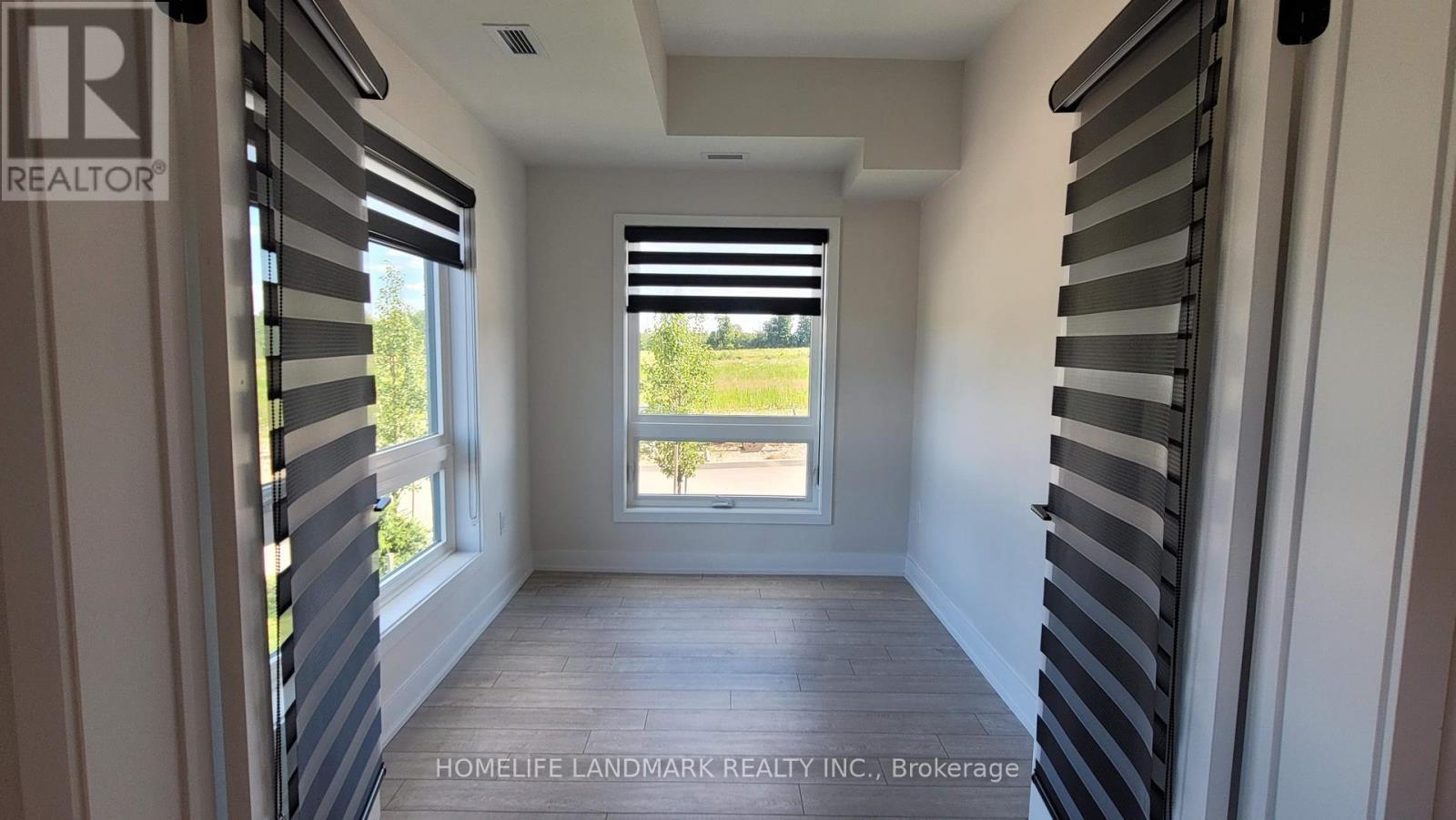 111 - 10 Culinary Lane, Barrie, Ontario  L9J 0J7 - Photo 16 - S12458441