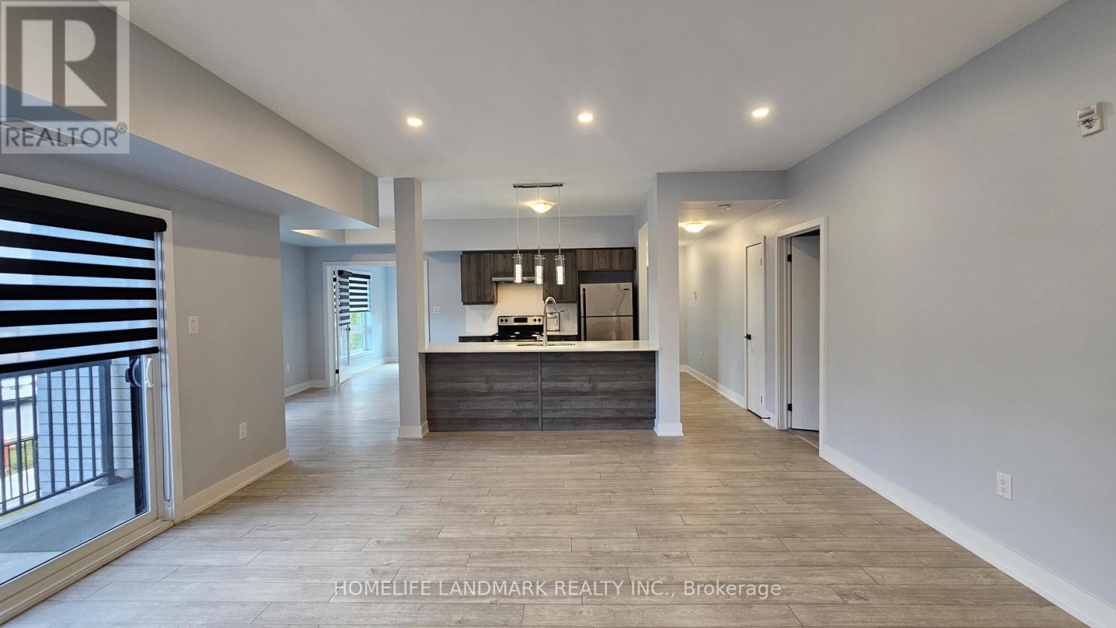 111 - 10 Culinary Lane, Barrie, Ontario  L9J 0J7 - Photo 8 - S12458441