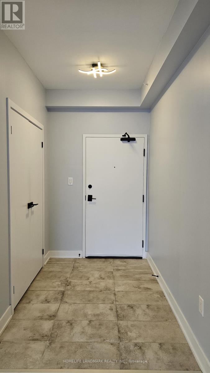 111 - 10 Culinary Lane, Barrie, Ontario  L9J 0J7 - Photo 7 - S12458441