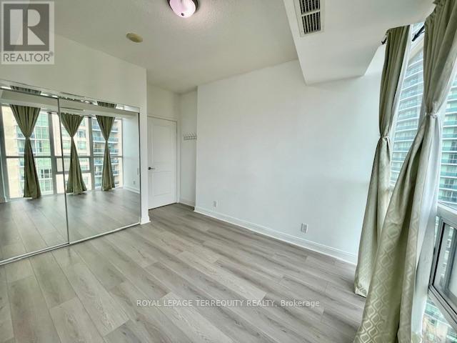 1602 - 70 Absolute Avenue, Mississauga, Ontario  L4Z 0A4 - Photo 18 - W12423550