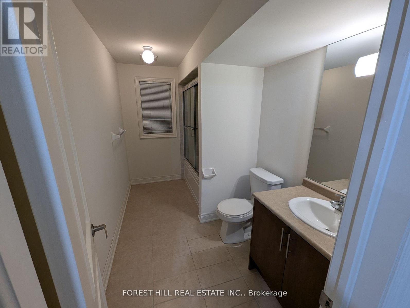 11 Joseph Hartman Crescent, Aurora, Ontario  L4G 1C9 - Photo 17 - N12530358