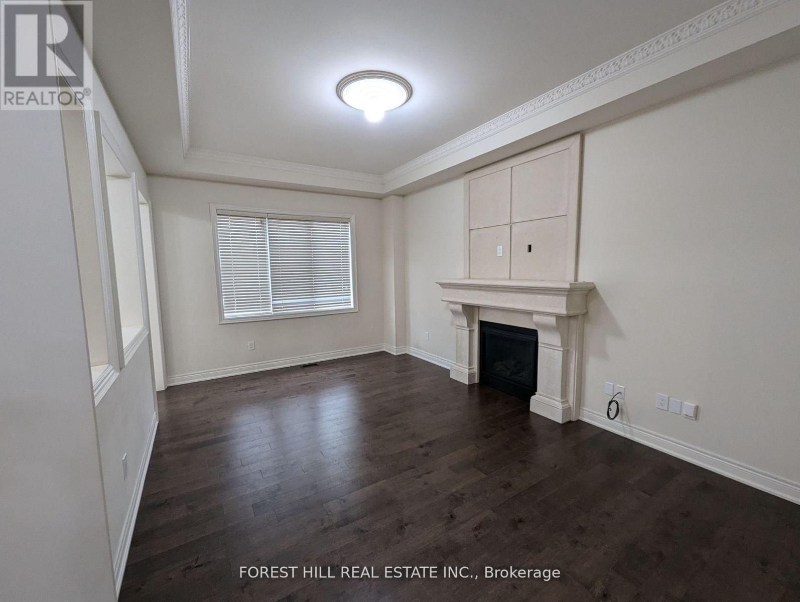 11 Joseph Hartman Crescent, Aurora, Ontario  L4G 1C9 - Photo 5 - N12530358