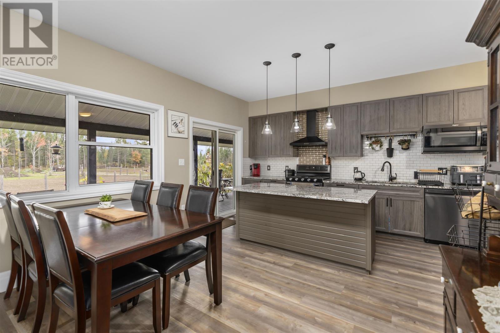 33 Pine Shores Rd, Goulais River, Ontario P0S 1E0 - Photo 11 - SM252905