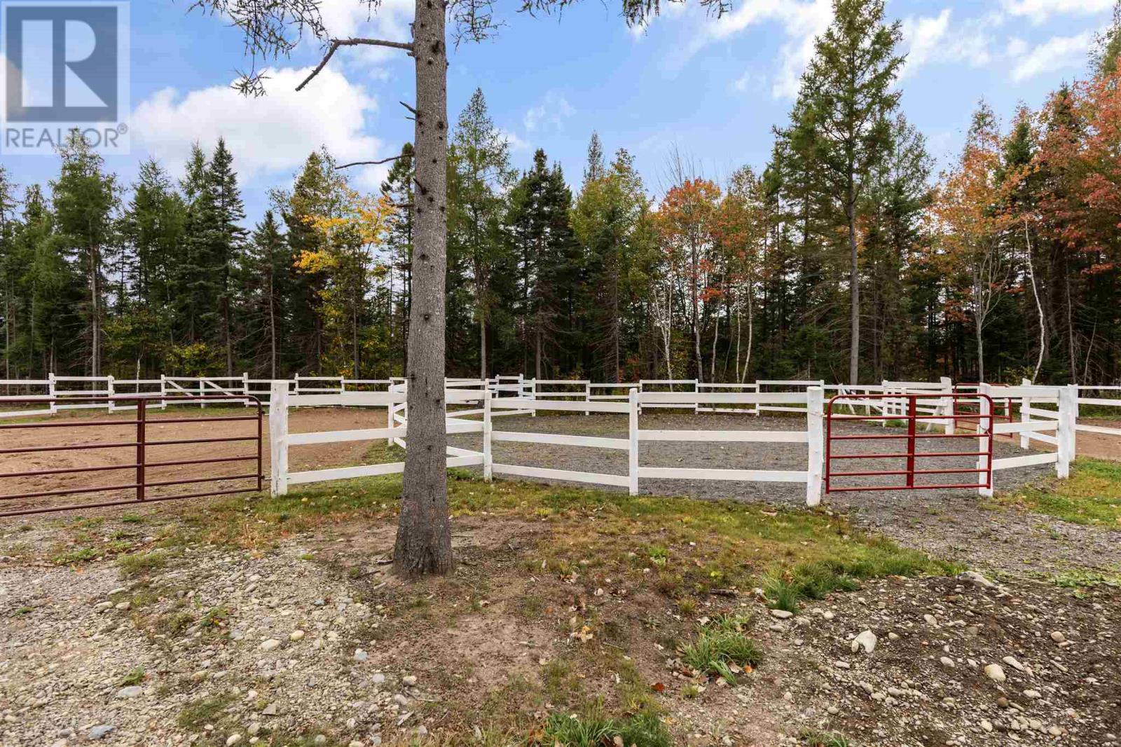 33 Pine Shores Rd, Goulais River, Ontario P0S 1E0 - Photo 37 - SM252905