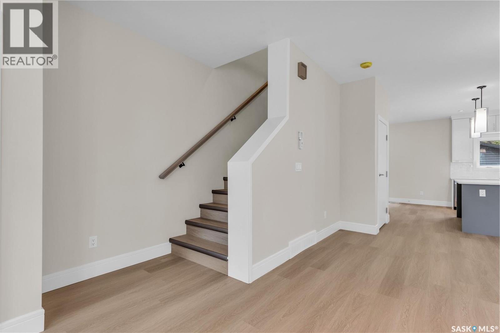 534 K Avenue N, Saskatoon, Saskatchewan  S7L 2M7 - Photo 12 - SK015357