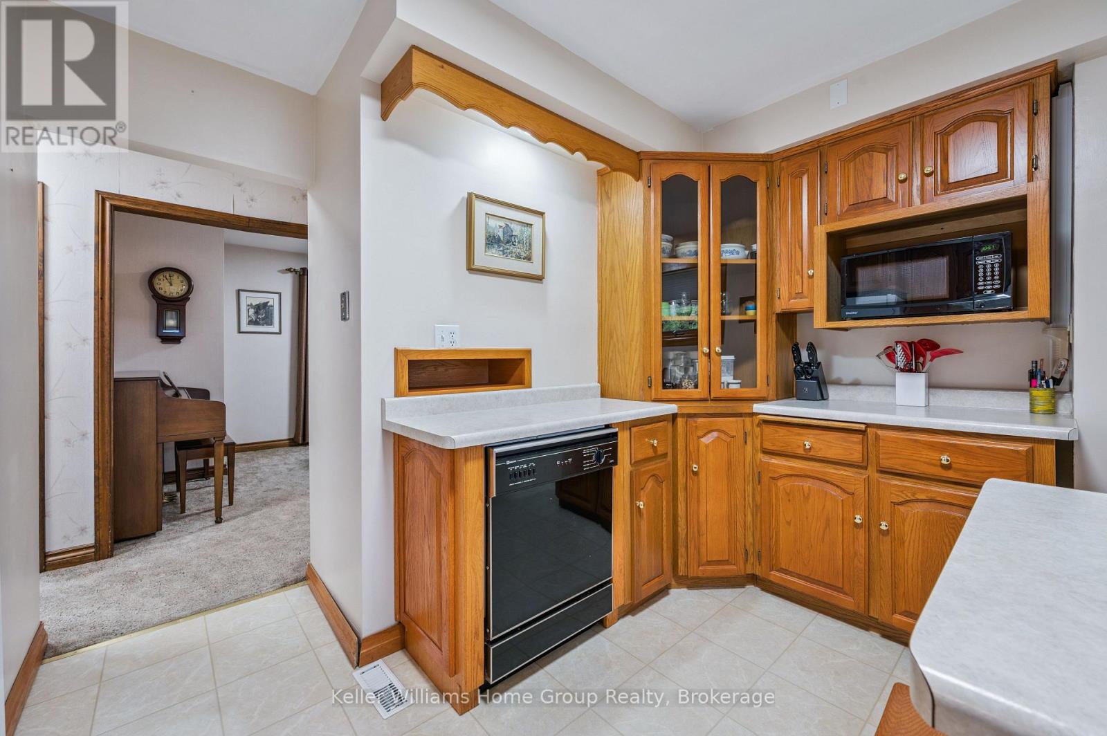 54 Ottawa Crescent, Guelph, Ontario  N1E 2A6 - Photo 10 - X12530556