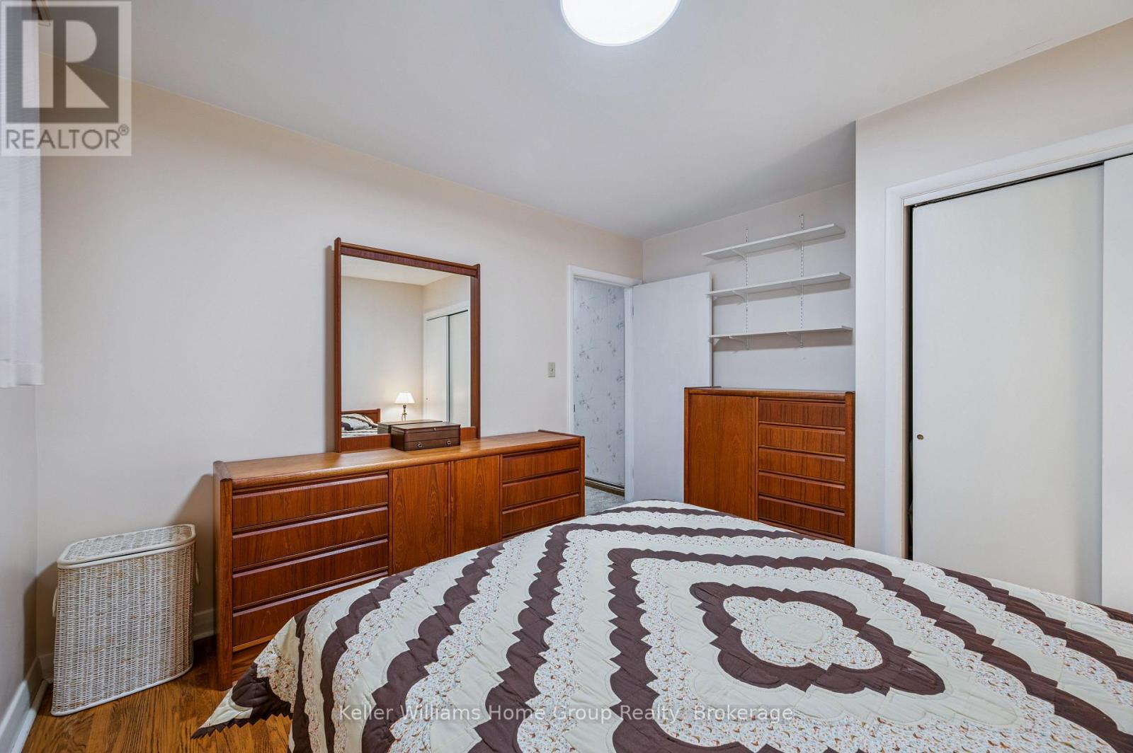 54 Ottawa Crescent, Guelph, Ontario  N1E 2A6 - Photo 14 - X12530556