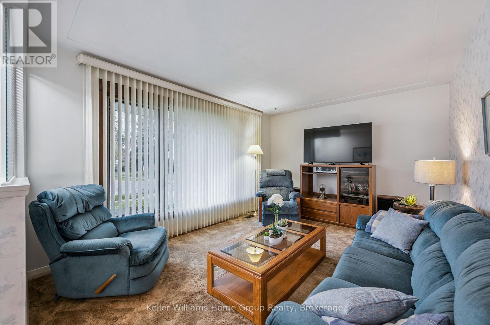 54 Ottawa Crescent, Guelph, Ontario  N1E 2A6 - Photo 4 - X12530556