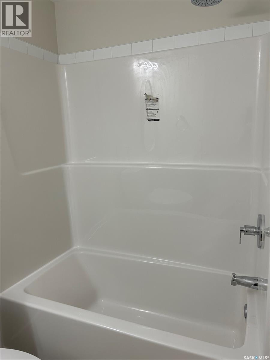 534 K Avenue N, Saskatoon, Saskatchewan  S7L 2M7 - Photo 36 - SK015357