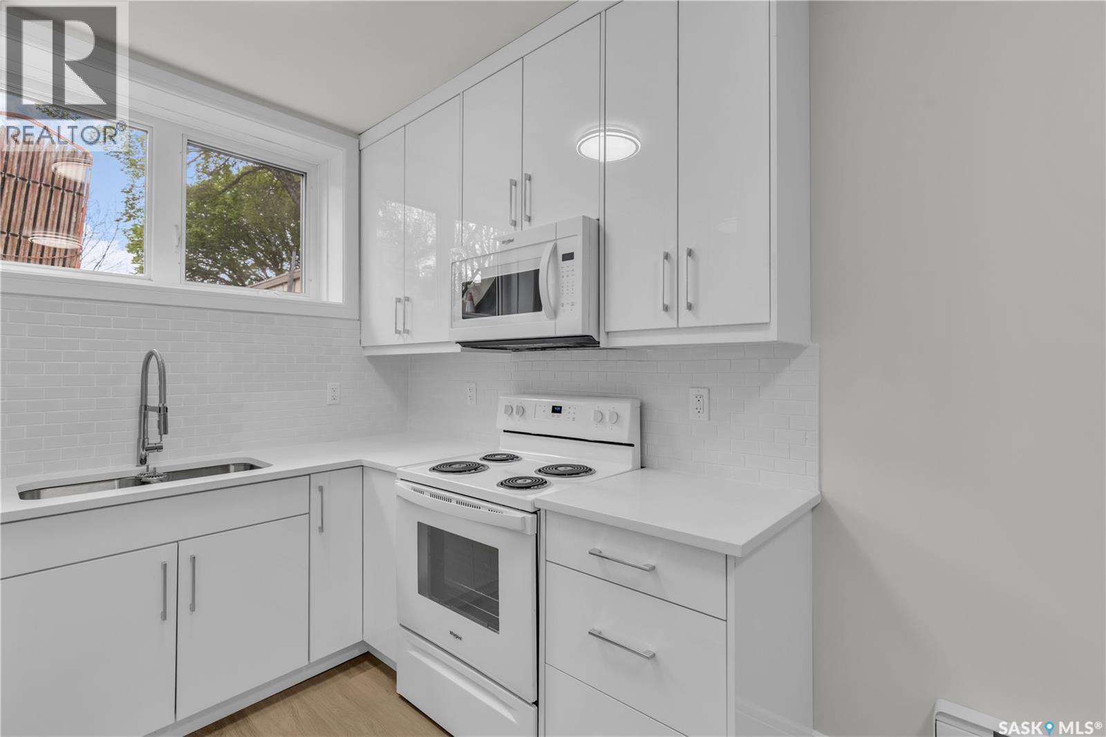 534 K Avenue N, Saskatoon, Saskatchewan  S7L 2M7 - Photo 30 - SK015357