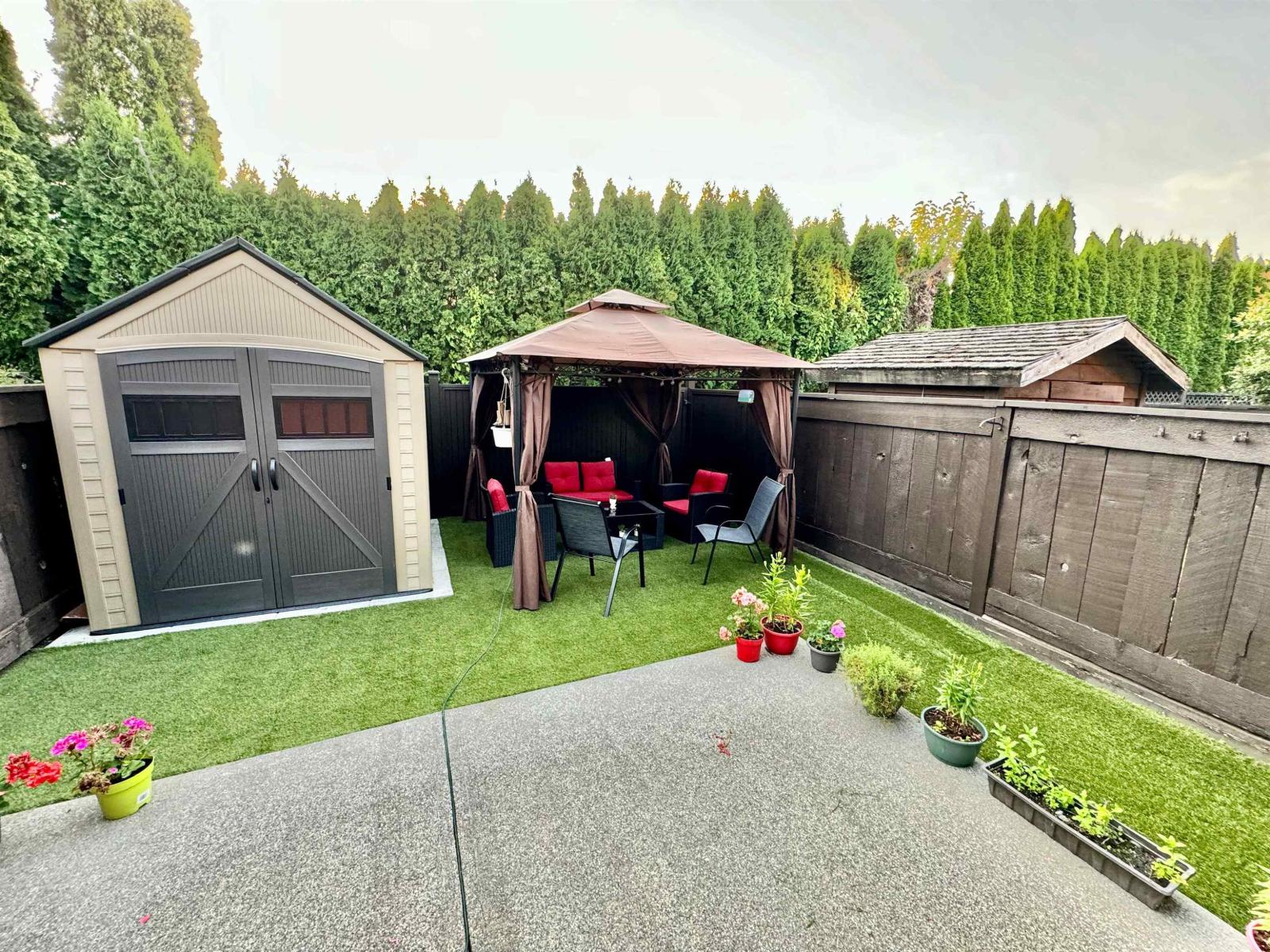 222 9462 Prince Charles Boulevard, Surrey, British Columbia  V3V 1S6 - Photo 17 - R3064992