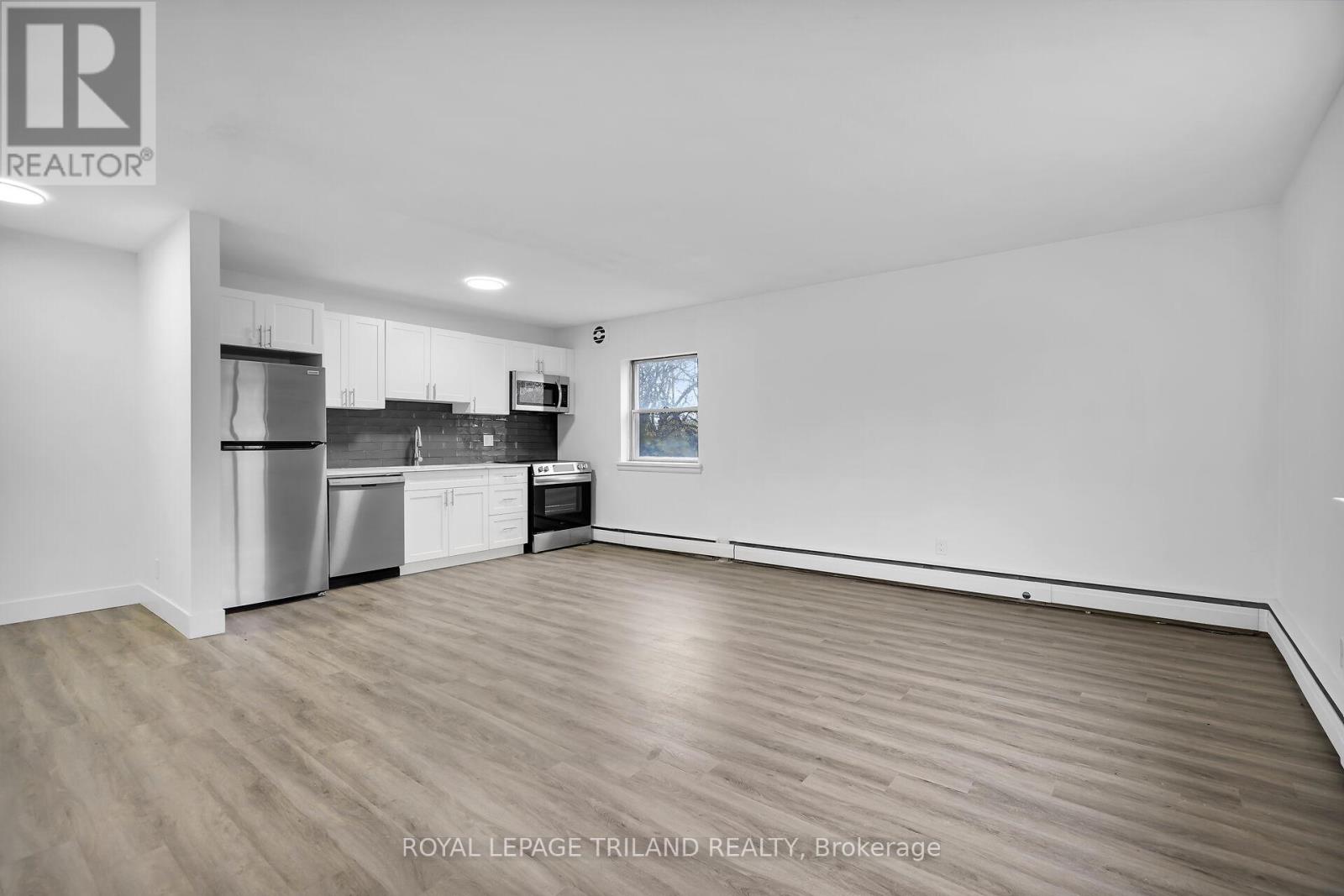 16 - 20 Craig Street, London South, Ontario  N6C 1E8 - Photo 4 - X12530466