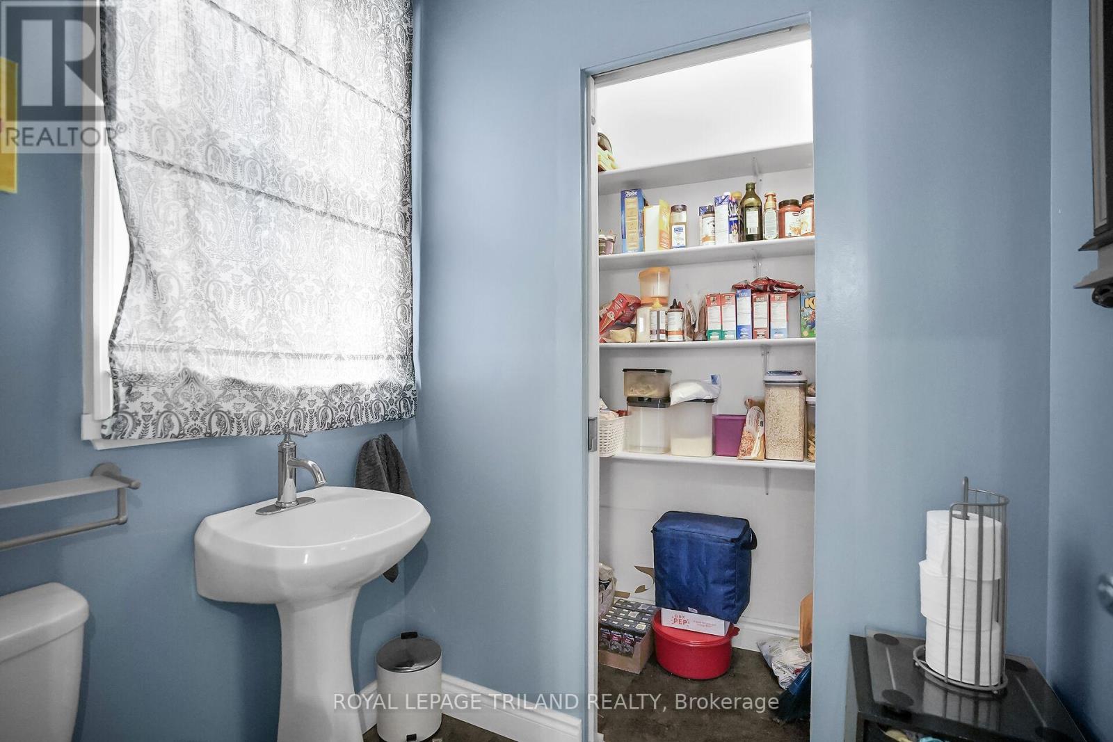 40 Metcalfe Street, St. Thomas, Ontario  N5R 3K2 - Photo 10 - X12530480