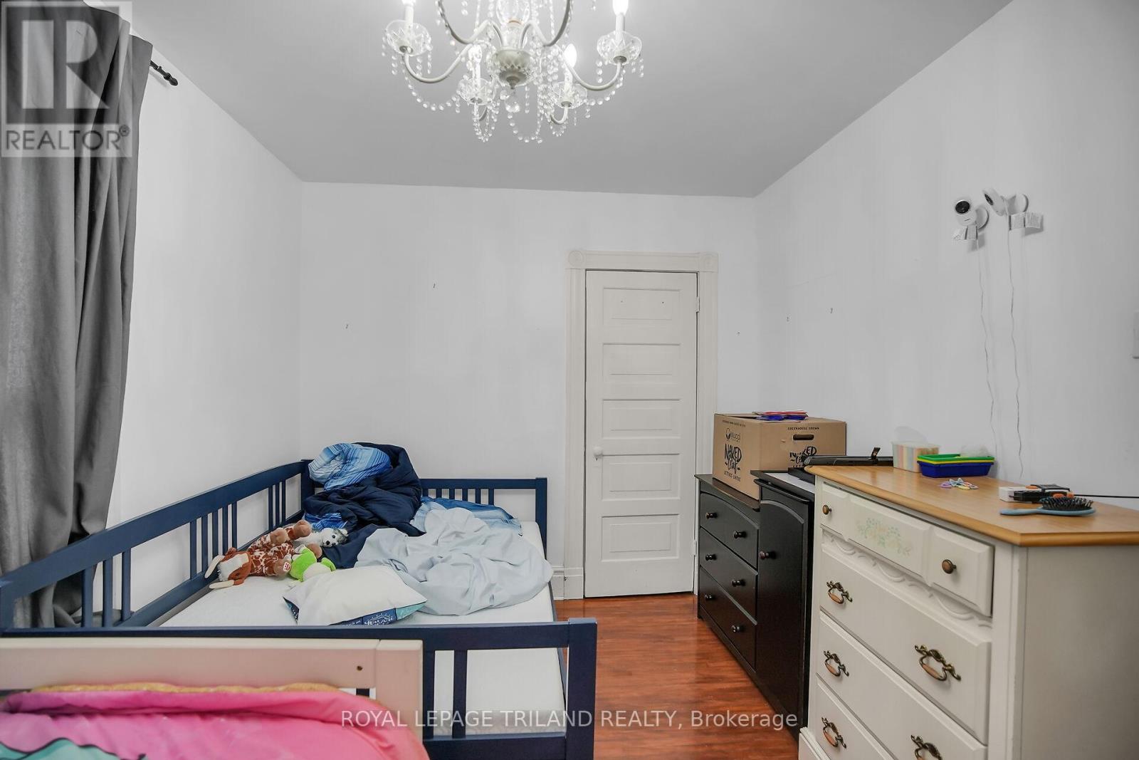 40 Metcalfe Street, St. Thomas, Ontario  N5R 3K2 - Photo 15 - X12530480