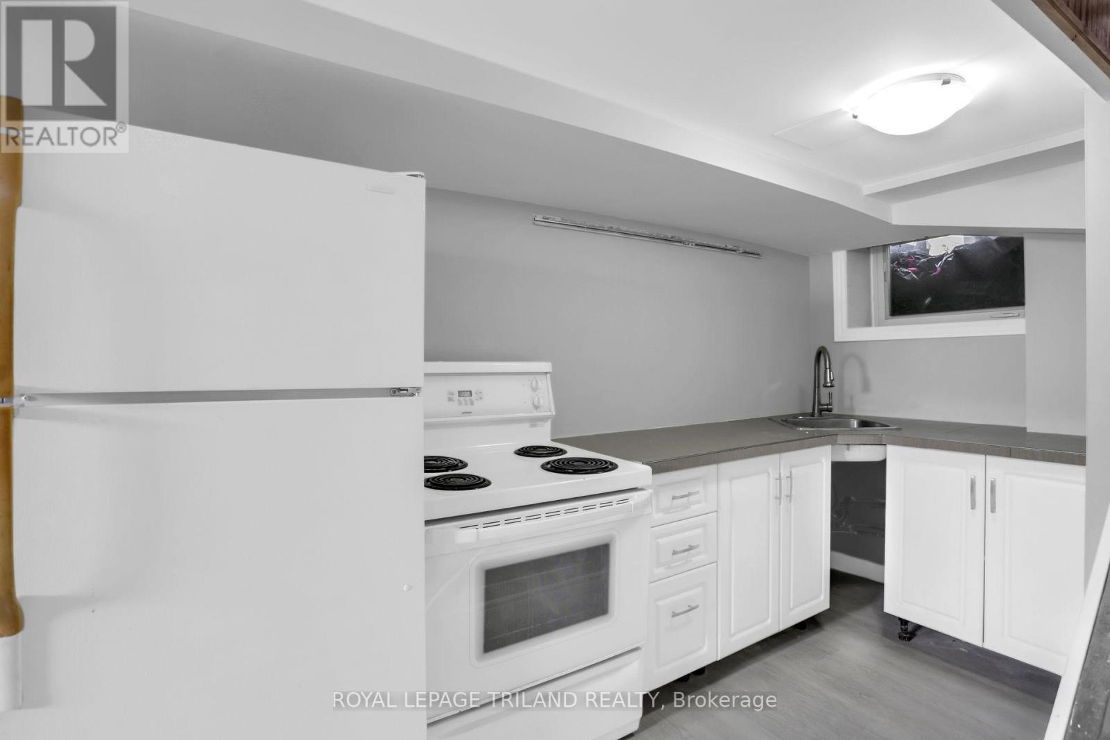 40 Metcalfe Street, St. Thomas, Ontario  N5R 3K2 - Photo 22 - X12530480