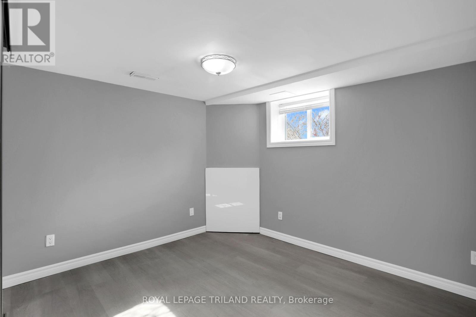 40 Metcalfe Street, St. Thomas, Ontario  N5R 3K2 - Photo 27 - X12530480